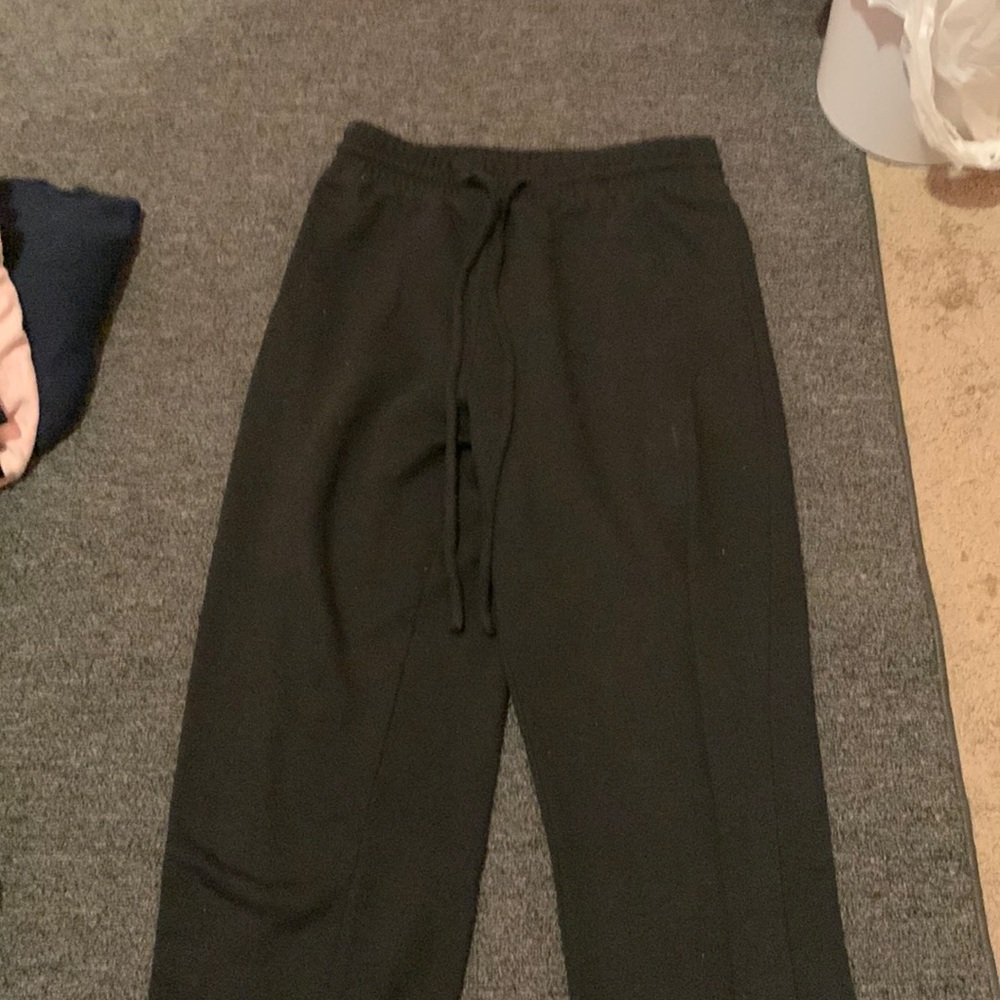 Plain regular black sweatpants